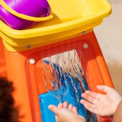 Car Wash Splash Center™ - 13 Piece Water Play Table