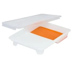 Colorations® Re-useable Paint Tray with Liner and Lid, Set of 5