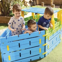 Constructa Den