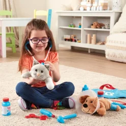 Exam and Treat Pet Vet Play Set 24 Pcs.