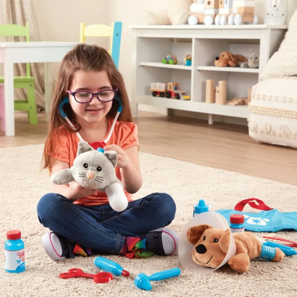 Exam and Treat Pet Vet Play Set 24 Pcs.