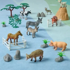 Excellerations® Farm Animal Bucket - Set of 31 Pieces