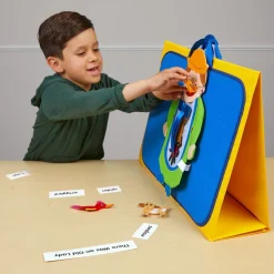 Excellerations® There Was An Old Lady Felt Story Pieces