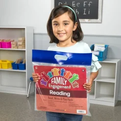 Family Engagement Reading - Read, Write and Play Pack - Kindergarten