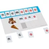 Letras y tarjetas de trabajo para la construcción de palabras (Spanish Word Building Task Cards And Letter Tiles) - 20 cards, 95 tiles