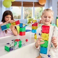 MAGNA-TILES® Rail Racers Deluxe™ 90 pieces
