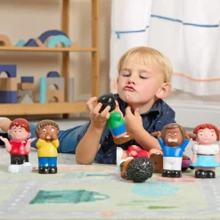 Multicultural Feelings Figures - Set of 8