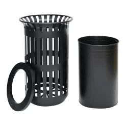 Outdoor 37 Gallon Trash Can Black