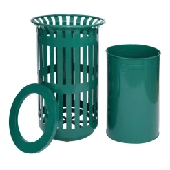 Outdoor 37 Gallon Trash Can Green