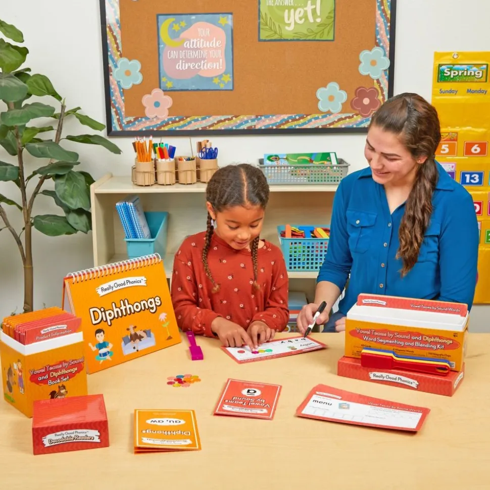 Really Good Phonics™ Team Vowels Diphthongs Kit - Decodable Readers, Flip Chart & Word Segmenting & Blending Kit