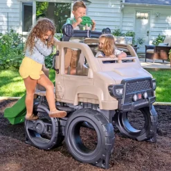 Safari Truck Climber