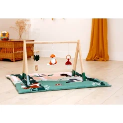 Wooden Activity Arch with Playmat - Woodland